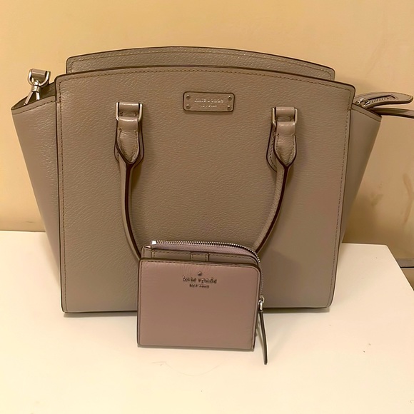 Kate Spade New York bag with Kate Spade wallet - Picture 10 of 11